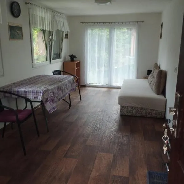 Chata, hotel in Doubravice