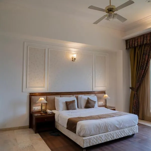 Hotel Merwara Estate- A Luxury Heritage Resort photo 2