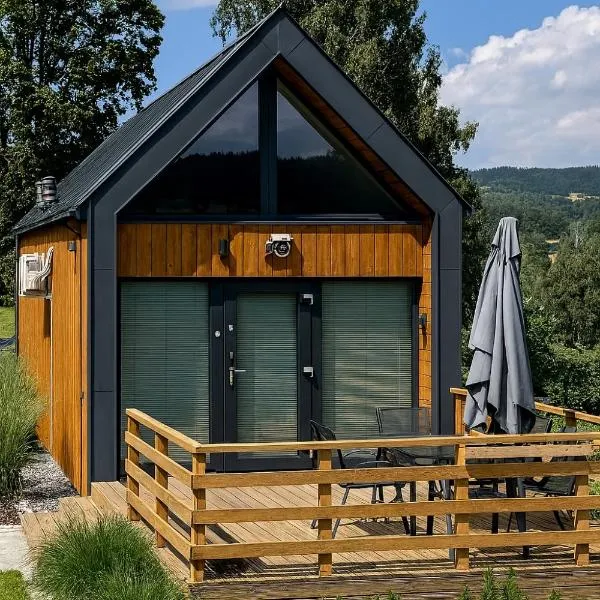 Sovanova Domki w Górach Sowich z Tarasem i Widokiem, khách sạn ở Kolce