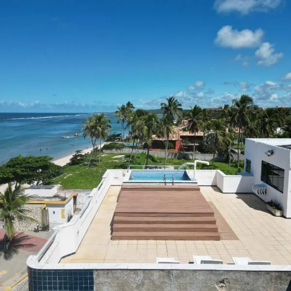 Cobertura Duplex com PISCINA PRIVATIVA de frente para o MAR 5 quartos até 12 pessoas, ξενοδοχείο σε Barra de São Miguel