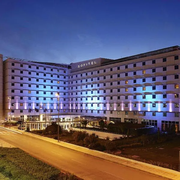 Sofitel Athens Airport, hotel v Aténach