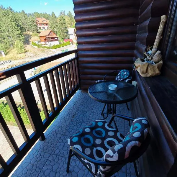 Zlatiborski konaci K2-spa & wellness: Zlatibor şehrinde bir otel
