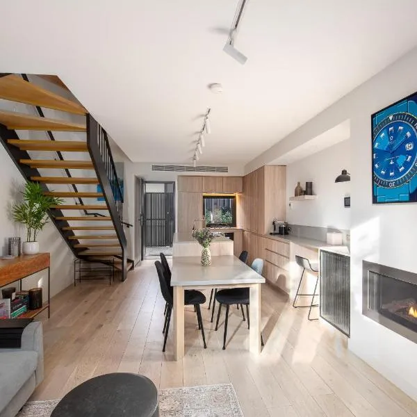 Luxury South Yarra Base - Central & Free Parking, hotel din Melbourne