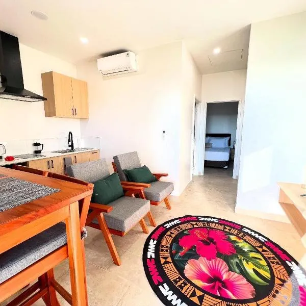 Guest Space Fiji, hotel in Ndenarau Island