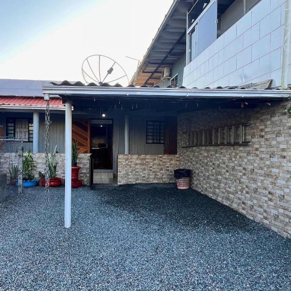 Casa 3 Quartos | 8 Pessoas | Praia + Parque + WIFI