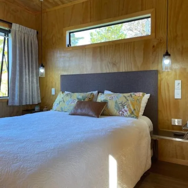 Puhoi Studio, hotel in Puhoi