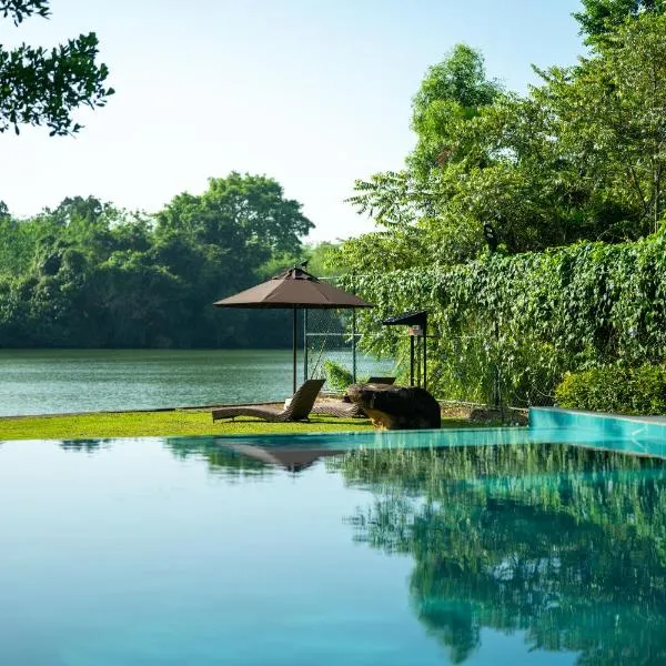 Kurokawa Kalutara - Villa with a Private Pool, hotel a Kalutara