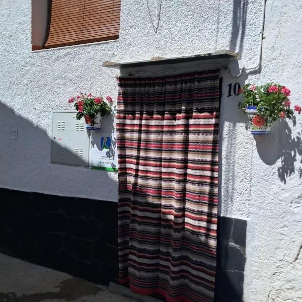 La Casilla de la Fuente, hotel v destinaci Trevélez