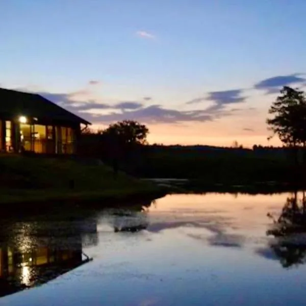 Galil Farm, מלון בCrossroads