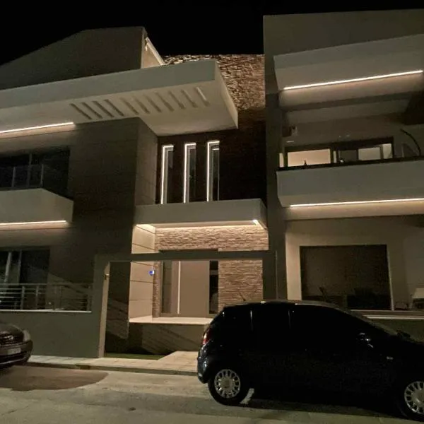 Kairos luxury apartments Fanari 1, hotel in Fanárion