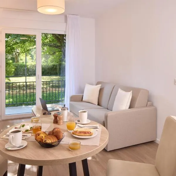 Quality Suites Ploërmel, hotel in Ploërmel