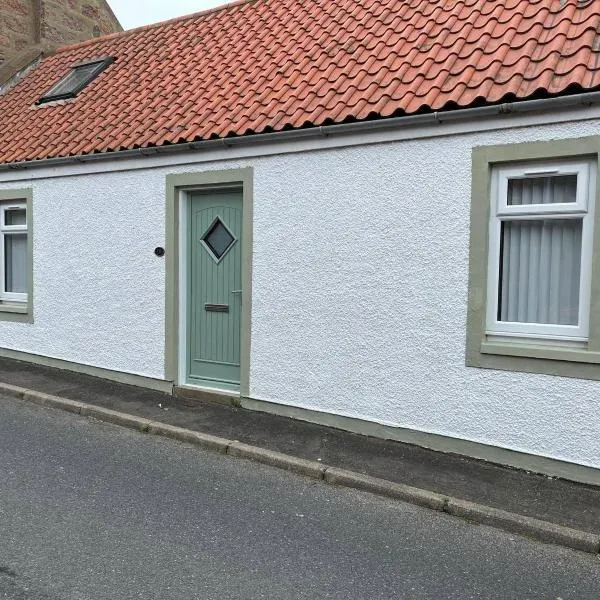 Costal Cottage -Boddam-Sleeps6- Pet Friendly, hotel in Peterhead