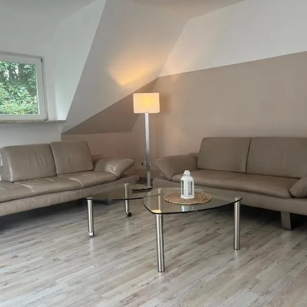 Ferienwohnung Am Gladeberg, hotel v destinaci Hardegsen