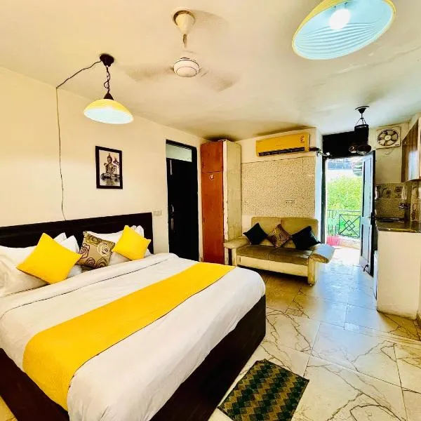 Hotel Hauz Khas Inn Near Hauz Khas Fort and Deer Park, hotell i New Delhi