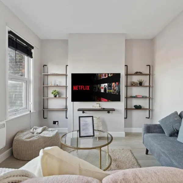 2 Bedroom Cosy London Cottage Flat: Londra'da bir otel