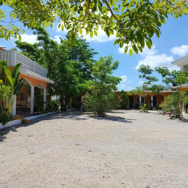 VILLA GABRIELA Hotel & Villas - EDEN RESTAURANT, hotel in Celestún