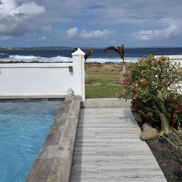 l'océan bleu, hotel in Le Moule