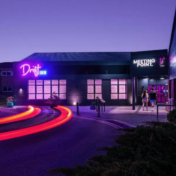Drift Inn formerly the Waterfront Hotel, hotel v destinaci Saint Neots