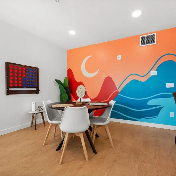 SLC Townhome 2BR Mountain Views Garage, hotel u gradu 'Salt Lake City'