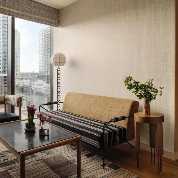 Austin Proper Hotel (A Marriott Design Hotel) - photo 3