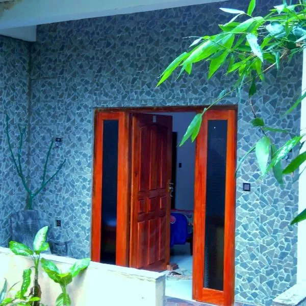 Ella Hushwood, ξενοδοχείο σε Ella