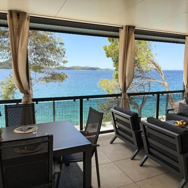 Rosemary seaview luxury MH Mary, Hotel in Drage