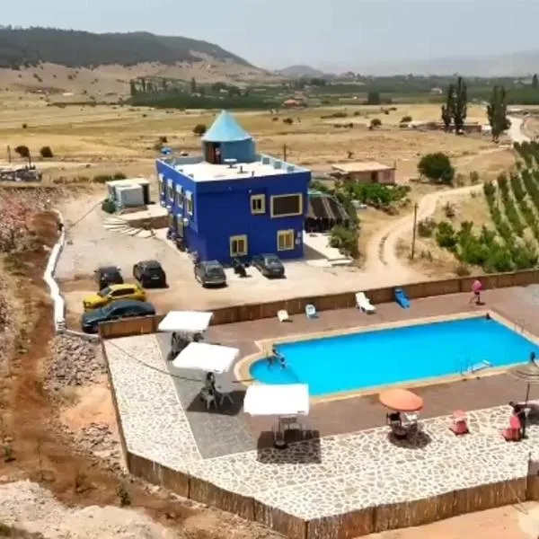 Gîte Forest Tagroumte, hótel í Azrou