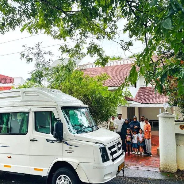 Citadel Luxury Villa Trivandrum-Just 5 Km to Railway Station & 5 Min to Padmanabha Swamy Temple, hotel v destinaci Trivandrum