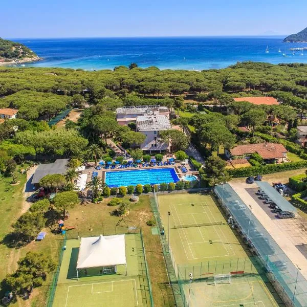 Hotel dei Coralli, hotel v destinaci Marina di Campo