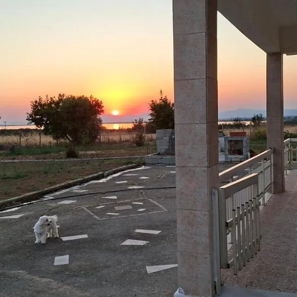 IMARET house, hotel in Ímeros