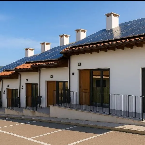 Apartamentos Santamira Street, hotel v destinácii Santillana del Mar