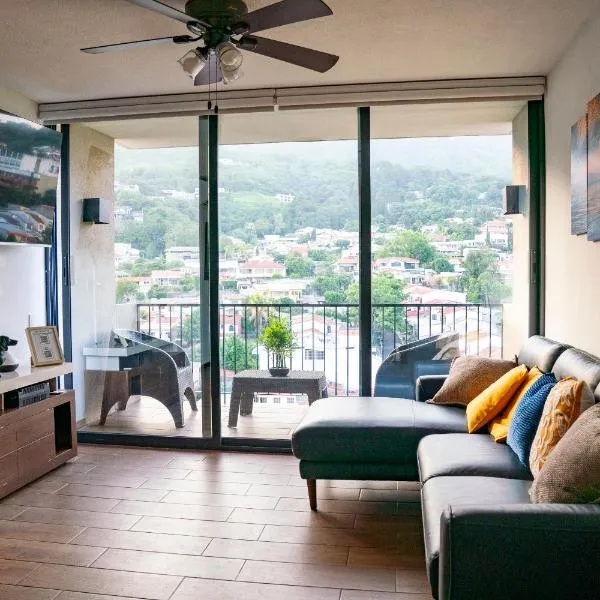 Apartment With Pool In Colonia Escalon, hotel v destinaci San Salvador