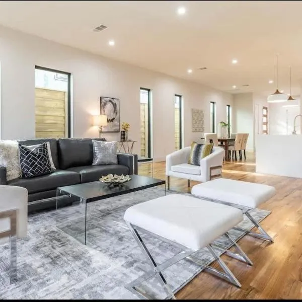 Uptown Dallas Modern Retreat, hotel in Dallas