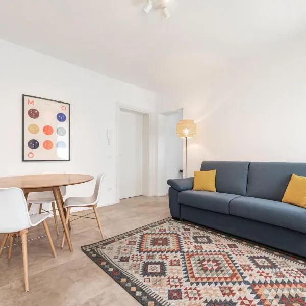 Elegant Apartment with private parking in downtown Padua, hotel in Padova
