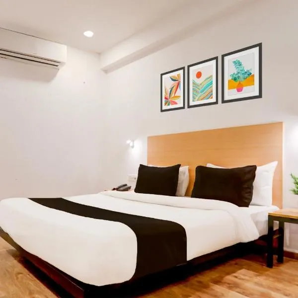 Super Townhouse Prayagraj Near Railway Station Formerly Santosh Palace, hotel in Prayagraj