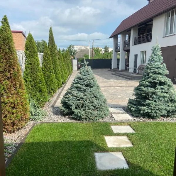 вулиця 8-го Березня Апартаменты, hotel in Myrhorod