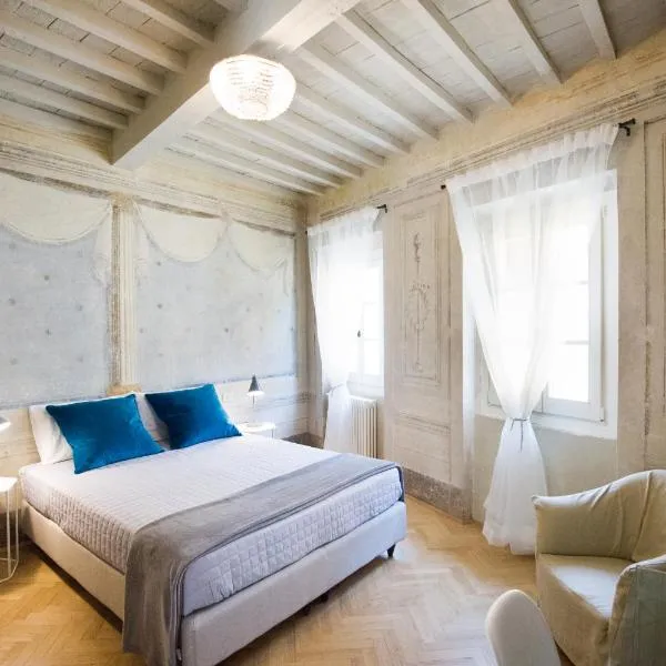 Il Piccolo Cavour Charming House B&B, hotel v destinaci Arezzo