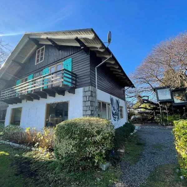 Soley Hostel, hotel in Pucón