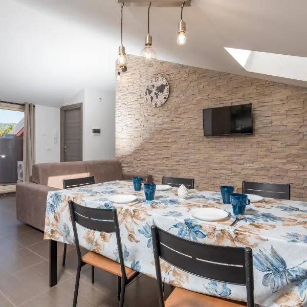 Appartamento Sophia, hotel in Fiumefreddo di Sicilia