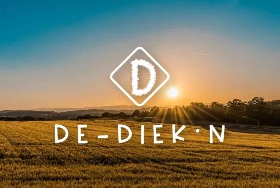Boerderij De Diek'n, hotel a Zeerijp