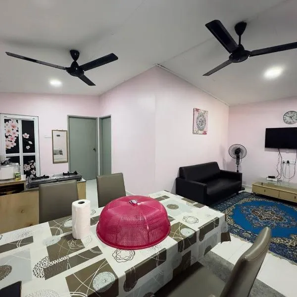 Homestay D Makmur UNIT 2, hotel in Mersing