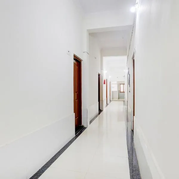 Super Hotel O Channasandra Metro Station Formerly Sri Krishna Nilaya, hotel v destinaci Bengalúr