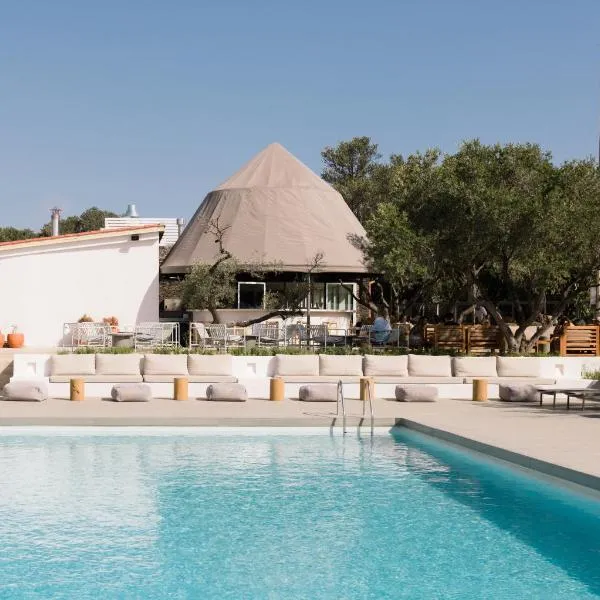 wecamp Cadaqués, hotel in Cadaqués
