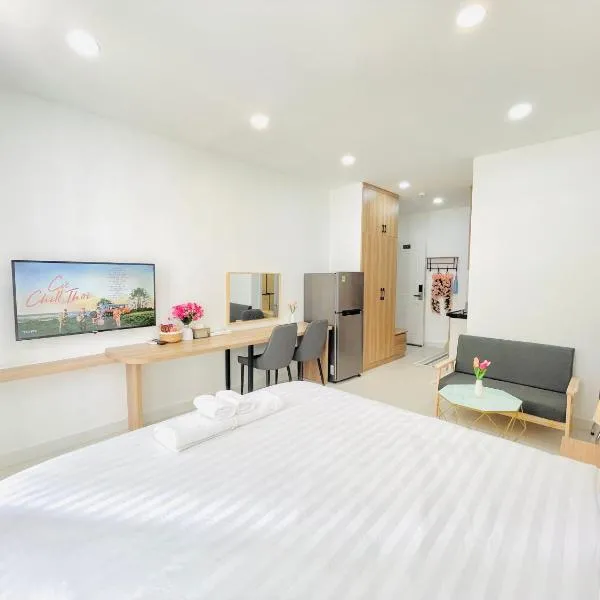 503 Kiwi Mordern Studio With Kitchen & Balcony, hotel in Ho Chi Minh-stad