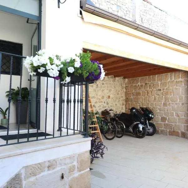 Marko&Luka, hotel v destinaci Sinj