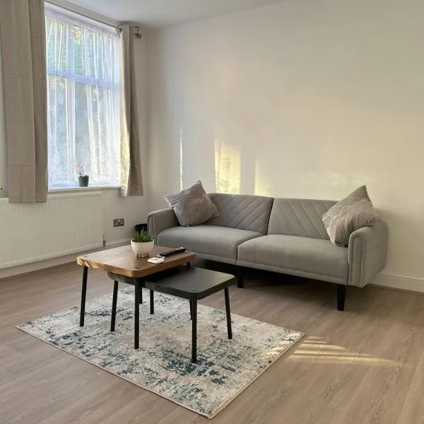 Stylish 1-bedroom apartment, Hotel in Woolwich