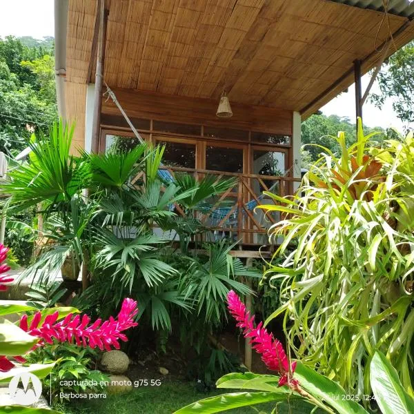 Casa kumake tayrona, hotel in El Zaino