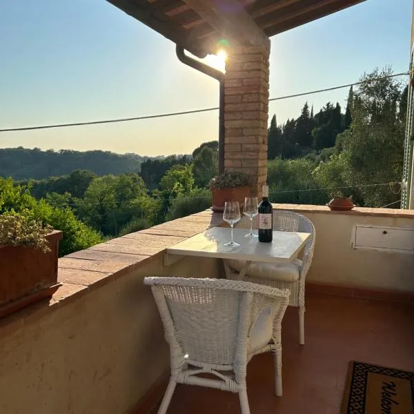 Il casalino, hotel in Lari
