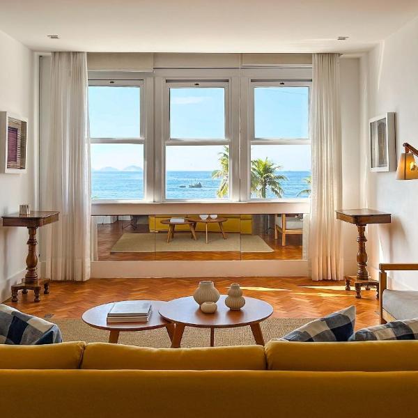Lindo apartamento - 100 metros da praia de Copacabana