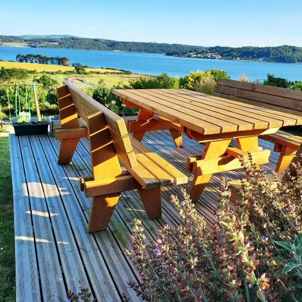 Grande maison familiale,SUPERBE VUE mer,calme,confort,SPA, hotel em Hôpital-Camfrout